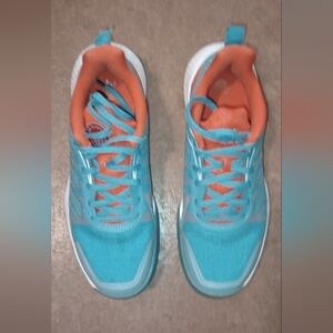 Adidas Women's Defiant Speed Tennis Shoes  Blue White HQ8460 Size 8 EUC